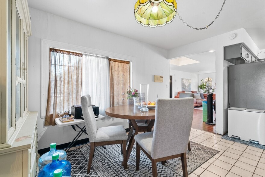 More Photos Of 1708 Hallmark Ln, San Jose Healthcare For Sale