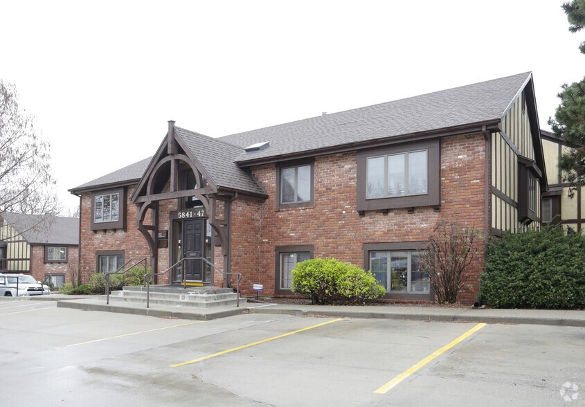 Primary Photo Of 5841-5847 SW 29th St, Topeka Office For Lease