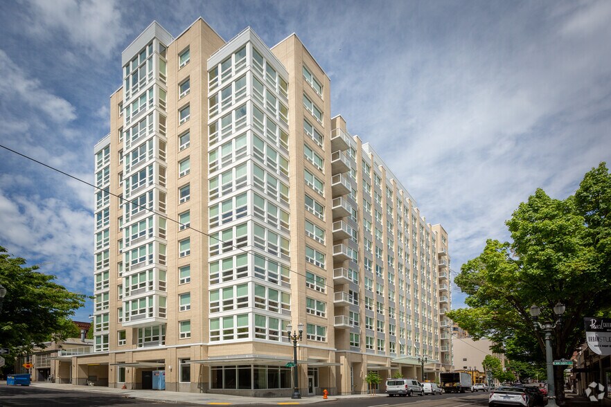 More Photos Of 255 NW 10th Ave, Portland Apartments For Lease