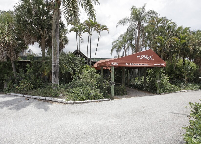 More Photos Of 6255 Stirling Rd, Davie Restaurant For Sale