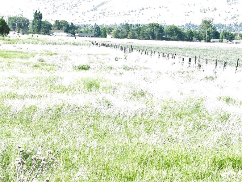 More Photos Of 3104 Southside Expy, Klamath Falls Land For Sale