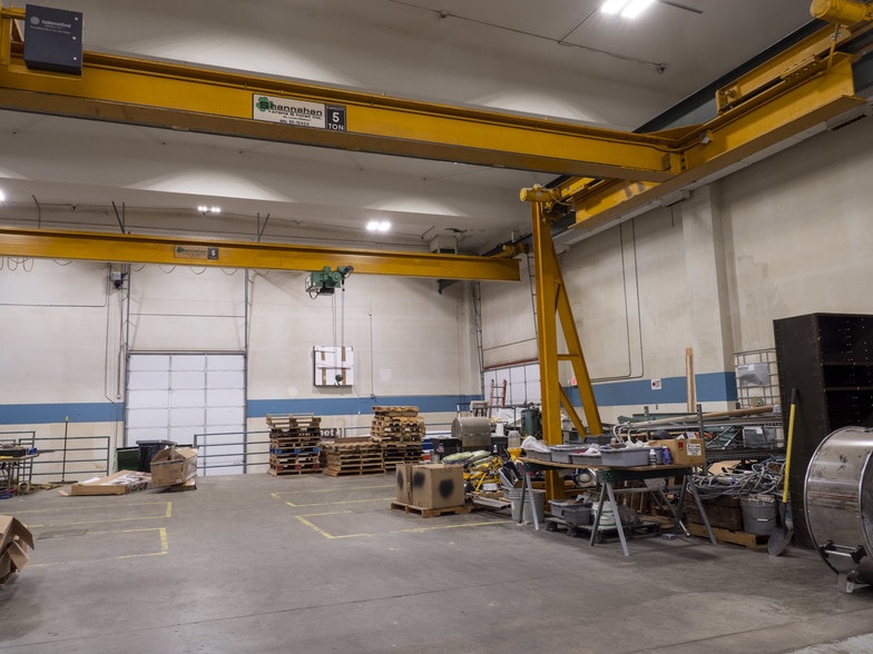 More Photos Of 13400 O St, Lincoln Manufacturing For Sale