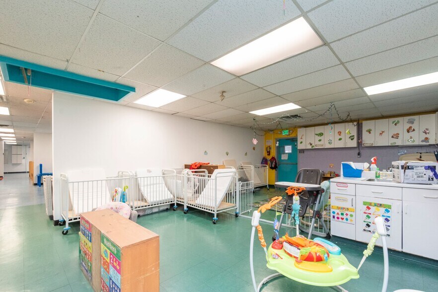 More Photos Of 211 Wise Ave, Dundalk Schools For Sale
