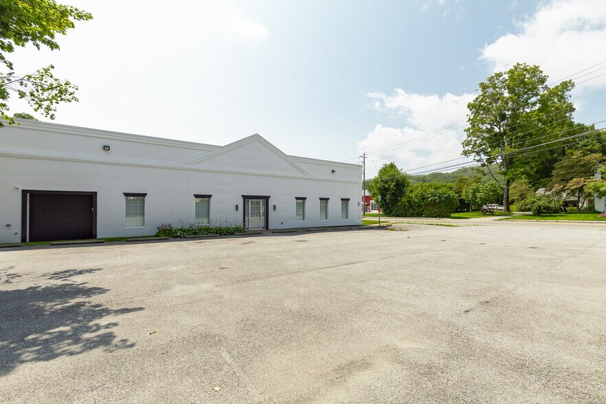 More Photos Of 3140 Route 22, Dover Plains Loft Creative Space For Sale