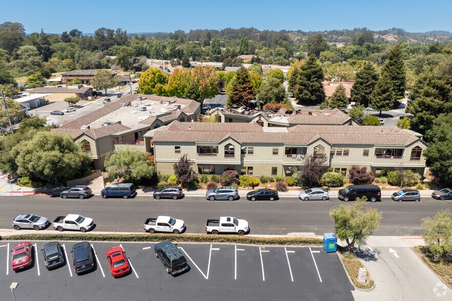 More Photos Of 820 Bay Ave, Capitola Office For Lease