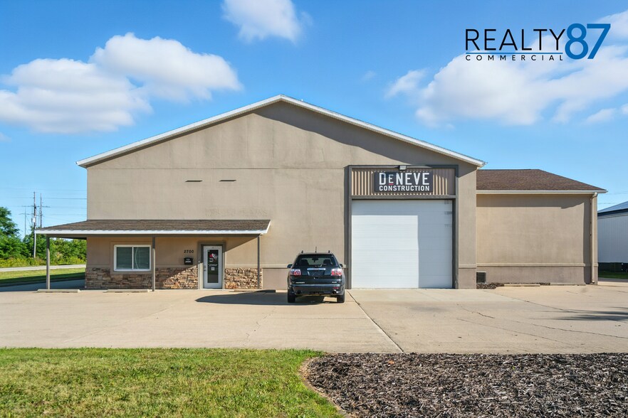 Primary Photo Of 2700 Stonegate Ct, Hiawatha Industrial For Sale