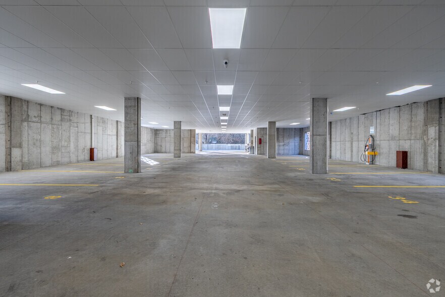 More Photos Of 106-108 Montgomery St, Bloomfield Apartments For Sale