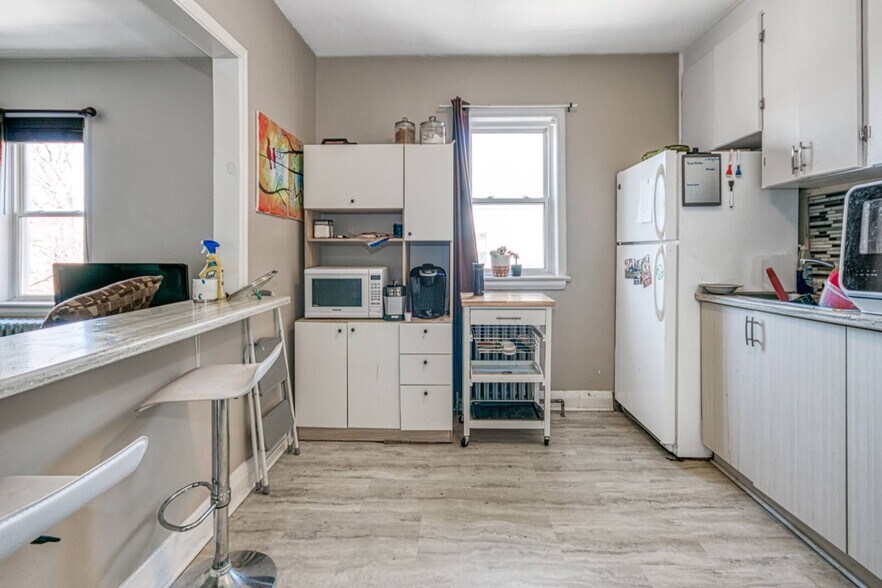 More Photos Of 375-377 Laforest Av, Sudbury Apartments For Sale
