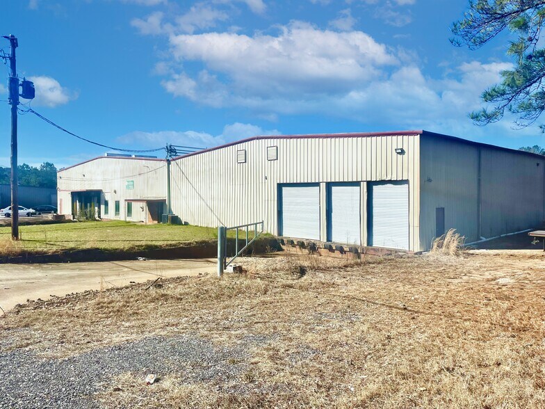 More Photos Of 102 Conners Rd, Villa Rica Warehouse For Sale