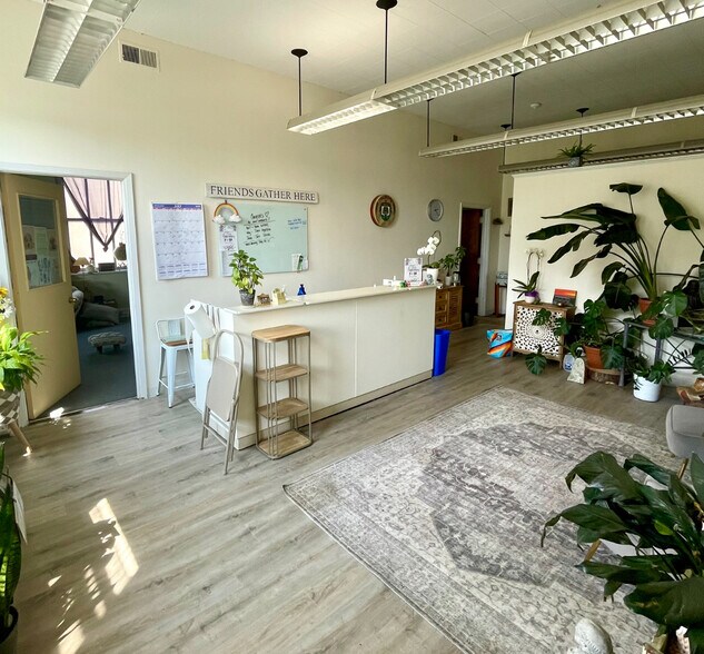 More Photos Of 4949 Forest Ave, Downers Grove Office For Lease