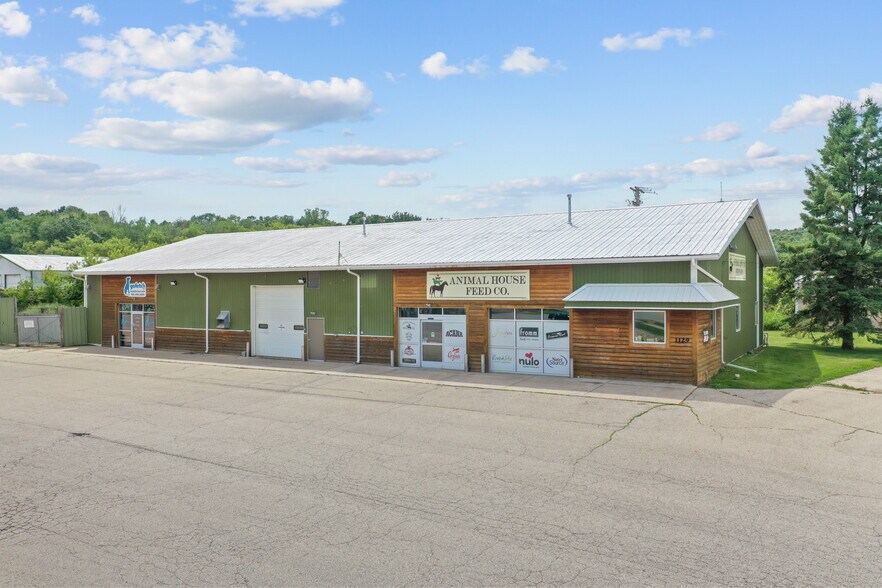 More Photos Of 1129 W Fond Du Lac St, Ripon Storefront For Sale