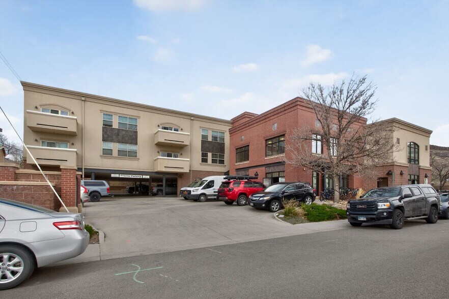 More Photos Of 722 Washington Ave, Golden Office Residential For Sale