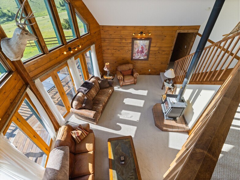 More Photos Of 29 Wineglass Loop S, Livingston Specialty For Sale