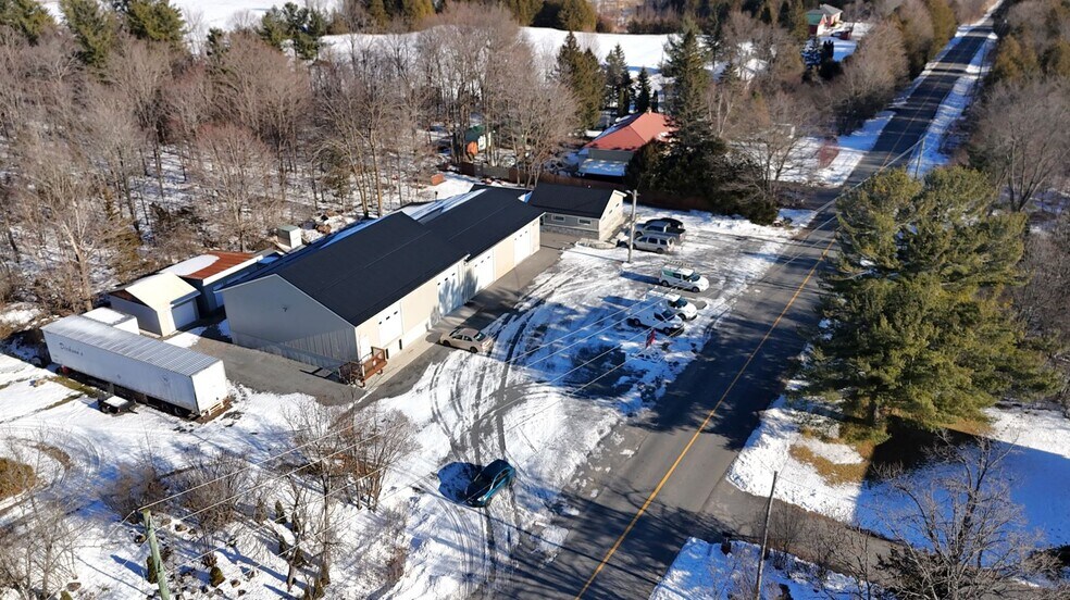 Primary Photo Of 4372 Holmes Rd, Inverary Flex For Lease