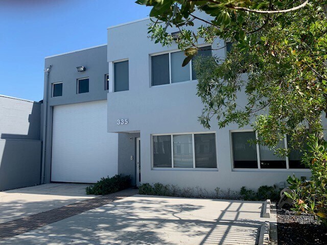 More Photos Of 335 Ne 61st St, Miami Flex For Lease
