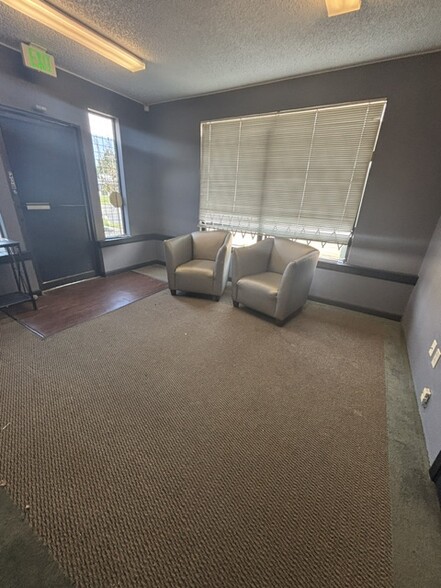 More Photos Of 6430 Tacoma Mall Blvd, Tacoma Storefront Retail Office For Lease