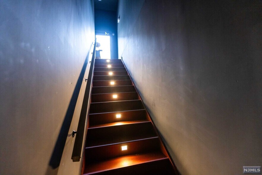 More Photos Of 526 Anderson Ave, Cliffside Park General Retail For Sale