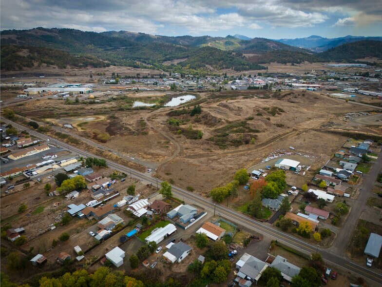 More Photos Of 3625 Carnes Rd, Roseburg Land For Sale