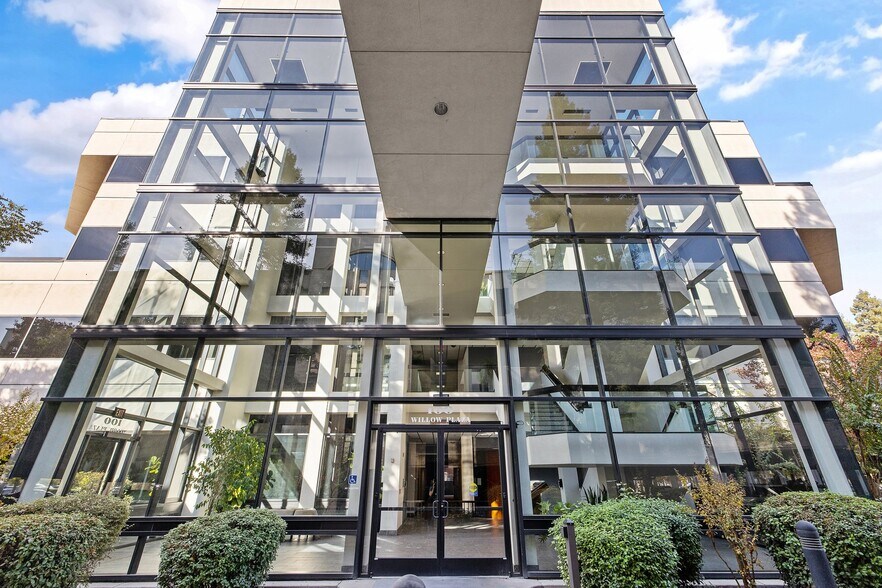 More Photos Of 100 Willow Plz, Visalia Medical For Sale