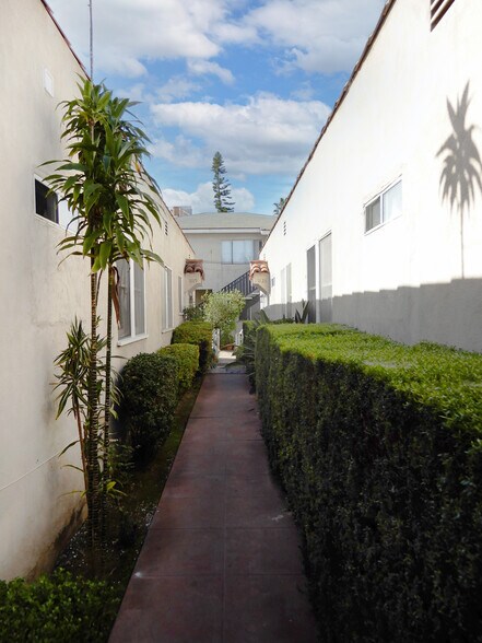 More Photos Of 1117-1125 Loma Ave, Long Beach Apartments For Sale