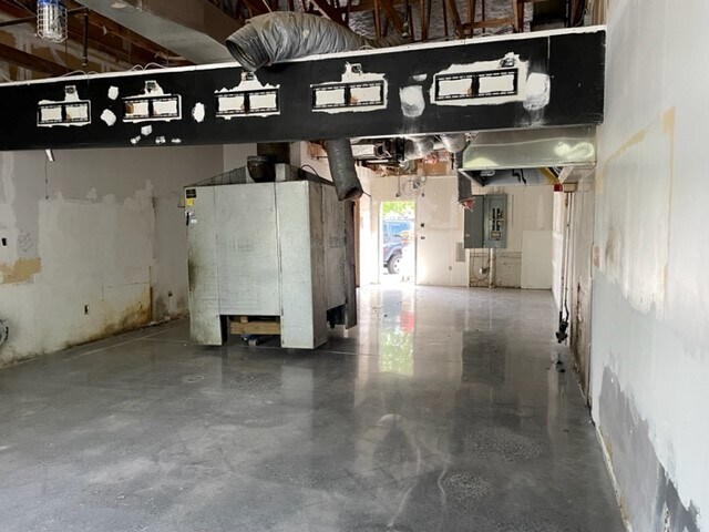 More Photos Of 733 Turnpike St, North Andover Unknown For Lease