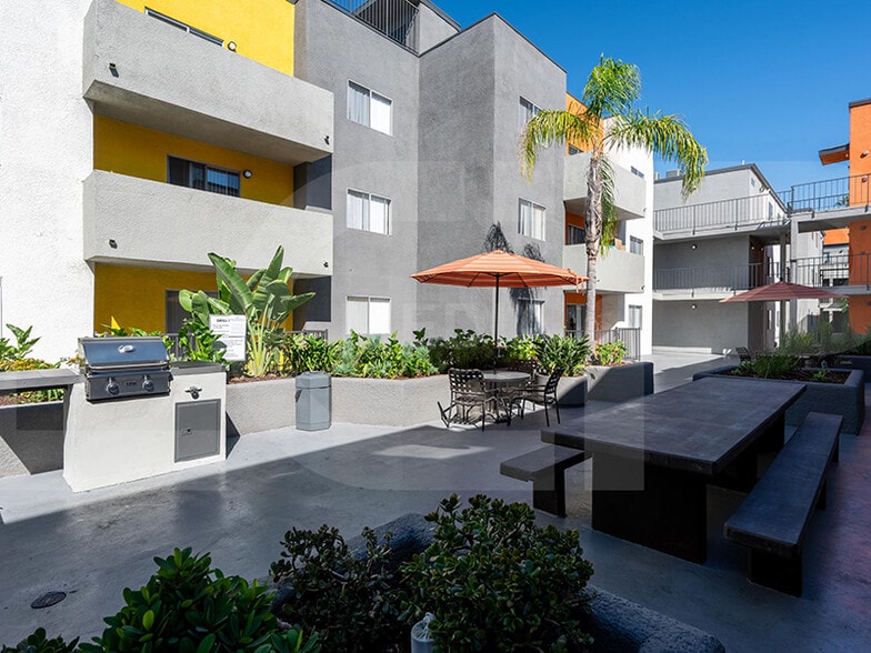 More Photos Of 1151 Sonora Ave, Glendale Apartments For Sale