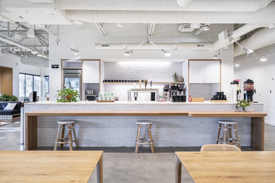 More Photos Of 3101 Park Blvd, Palo Alto Office For Lease