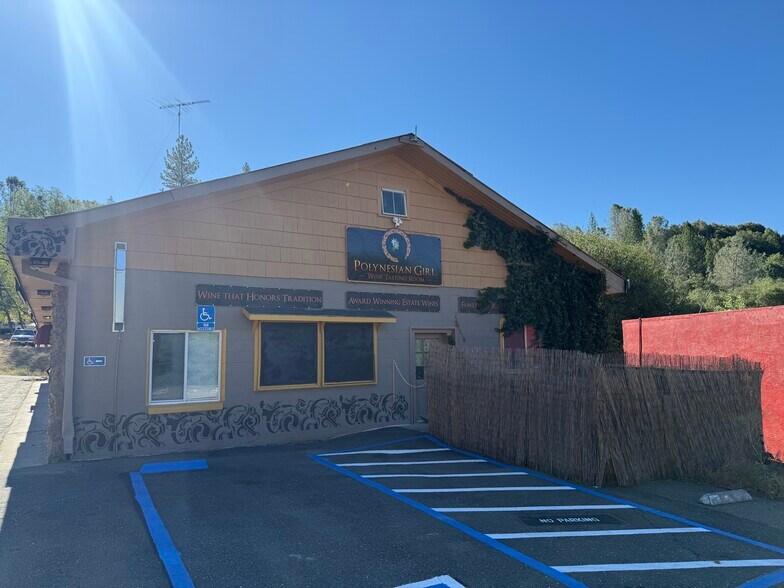 More Photos Of 6026 Grizzly Flat Rd, Somerset General Retail For Sale