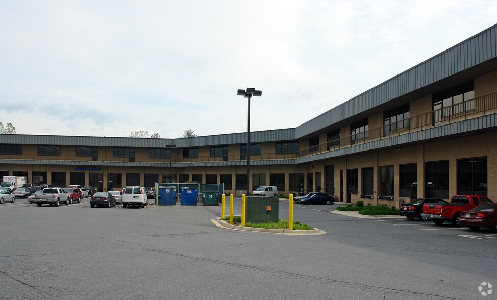 More Photos Of 9234-9298 Gaither Rd, Gaithersburg Office For Lease