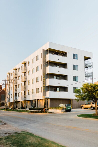 More Photos Of 1130 N Harvey Ave, Oklahoma City Apartments For Lease