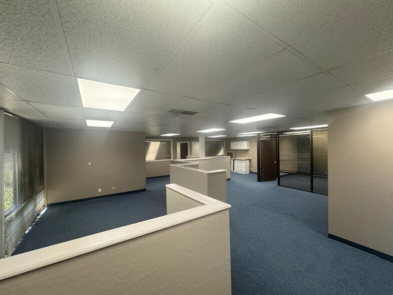 More Photos Of 535 E Plumb Ln, Reno Office For Lease