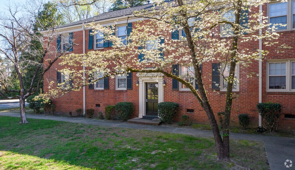 More Photos Of 1107-1117 W Rowan St, Fayetteville Apartments For Sale
