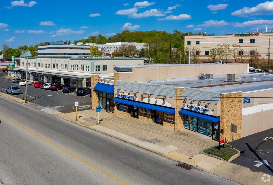 More Photos Of 31-49 Easton Rd, Willow Grove Storefront Retail Office For Lease