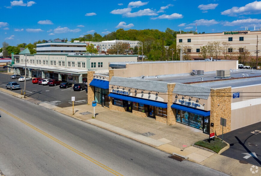 More Photos Of 31-49 Easton Rd, Willow Grove Storefront Retail Office For Lease