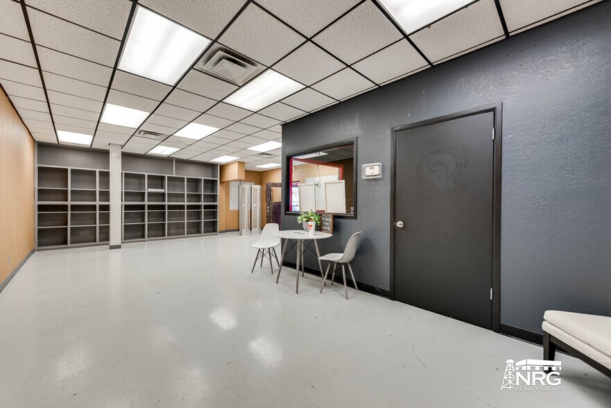More Photos Of 3201 W Wall St, Midland Office For Sale