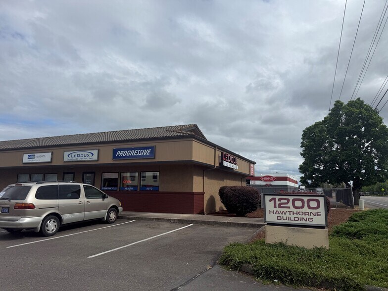 More Photos Of 1200-1214 Hawthorne Ave NE, Salem Office For Sale