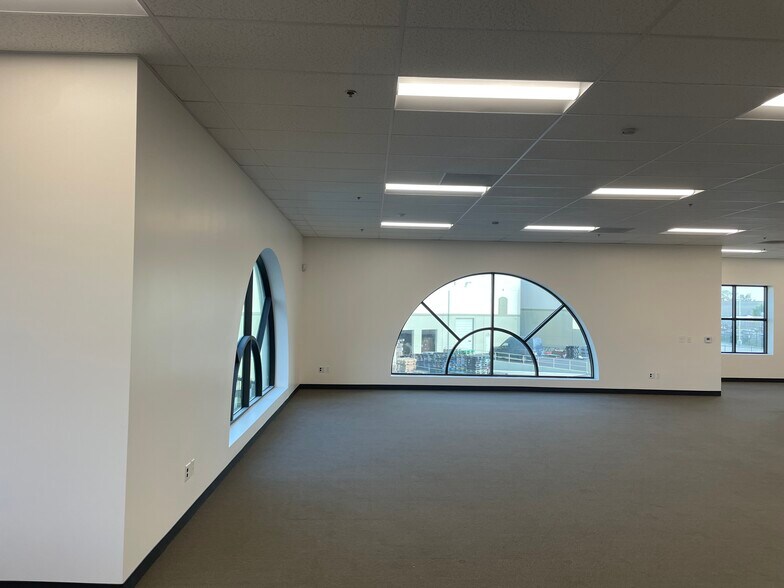 More Photos Of 14868 Los Angeles St, Irwindale Manufacturing For Sale