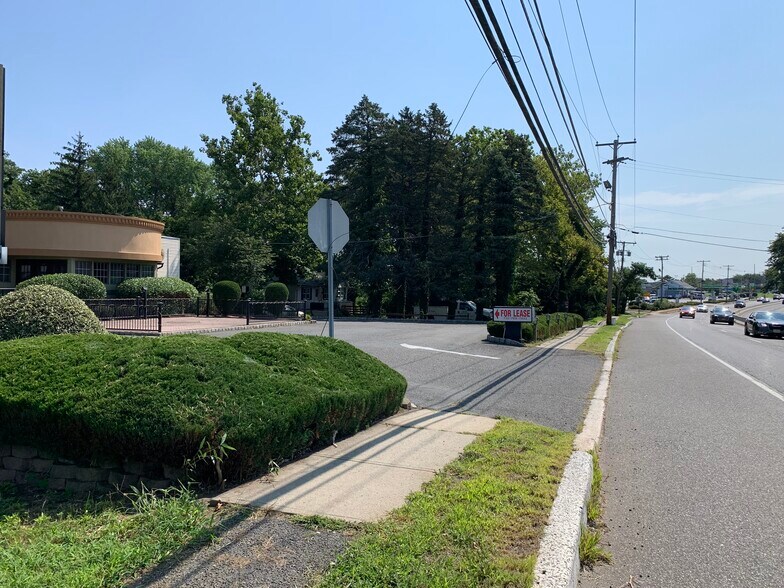 More Photos Of 3115 State Route 35, Hazlet Restaurant For Sale