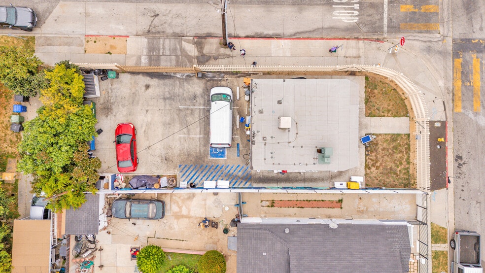 More Photos Of 920 N Bonnie Beach Pl, Los Angeles Freestanding For Sale