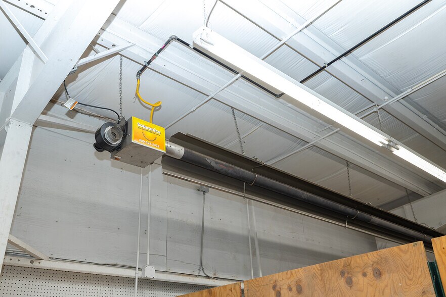 More Photos Of 130 E 10th Ave, South Hutchinson Industrial For Sale