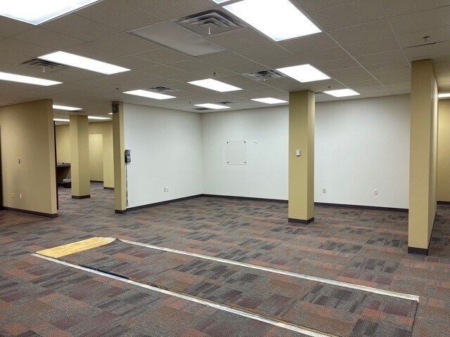 More Photos Of 625 Highland Colony Pky, Ridgeland Office For Lease