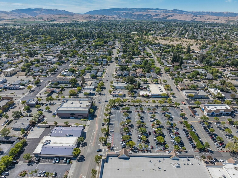 More Photos Of 1593 1st St, Livermore Fast Food For Lease