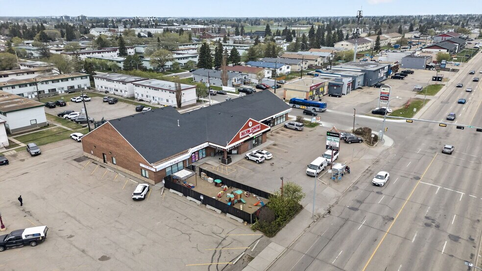 More Photos Of 12820 82nd St NW, Edmonton Unknown For Lease