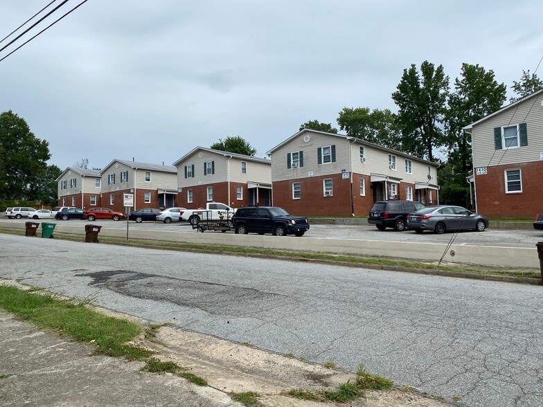 Primary Photo Of 1424 E Commerce Ave, High Point Multifamily For Sale