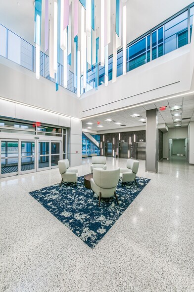 More Photos Of 11970 N Central Expy, Dallas Unknown For Lease