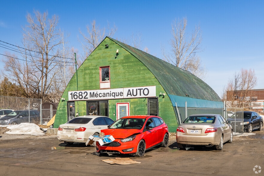 Primary Photo Of 1682 Ch Pink, Gatineau Auto Repair For Sale