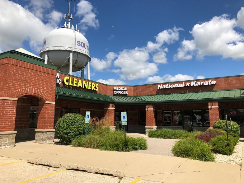 More Photos Of 1268-1282 W Spring St, South Elgin Storefront Retail Office For Lease