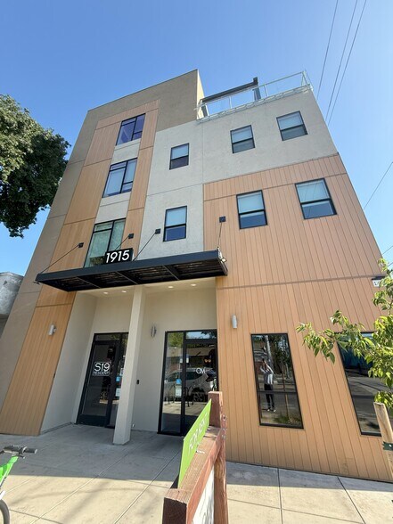 More Photos Of 1915 S St, Sacramento Apartments For Sale