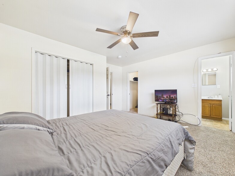 More Photos Of 1349 Jefferson Dr, Port Arthur Apartments For Sale