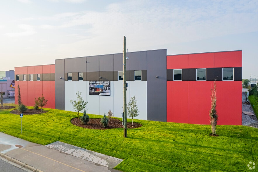 Primary Photo Of 4412 9 St SE, Calgary Warehouse For Sale